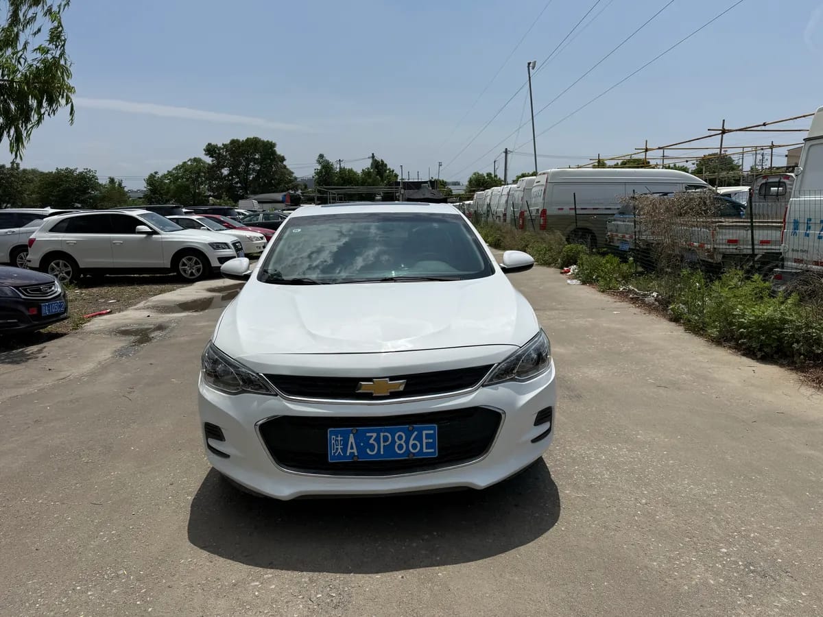 Chevrolet 2019 320 2