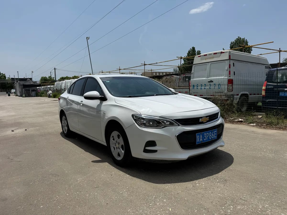 Chevrolet 2019 320 3