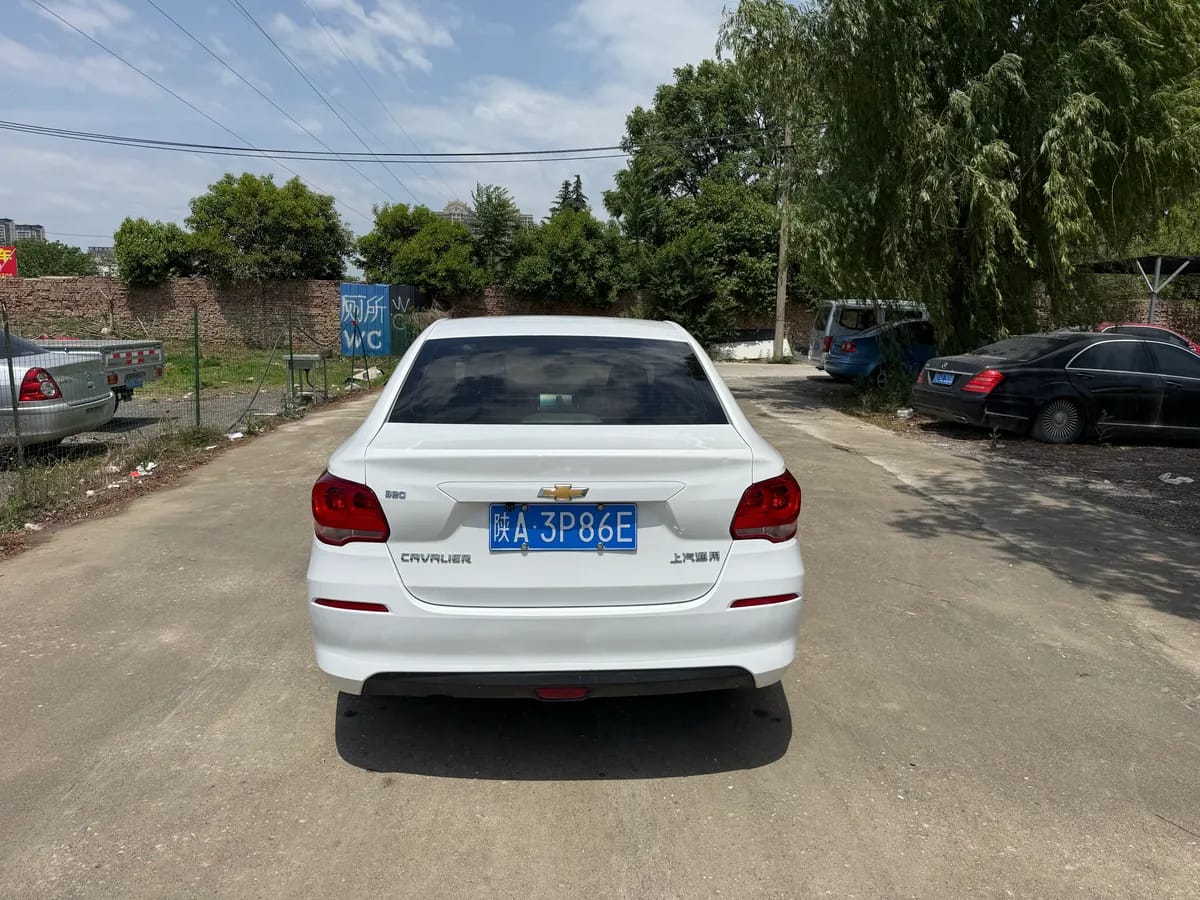 Chevrolet 2019 320 4