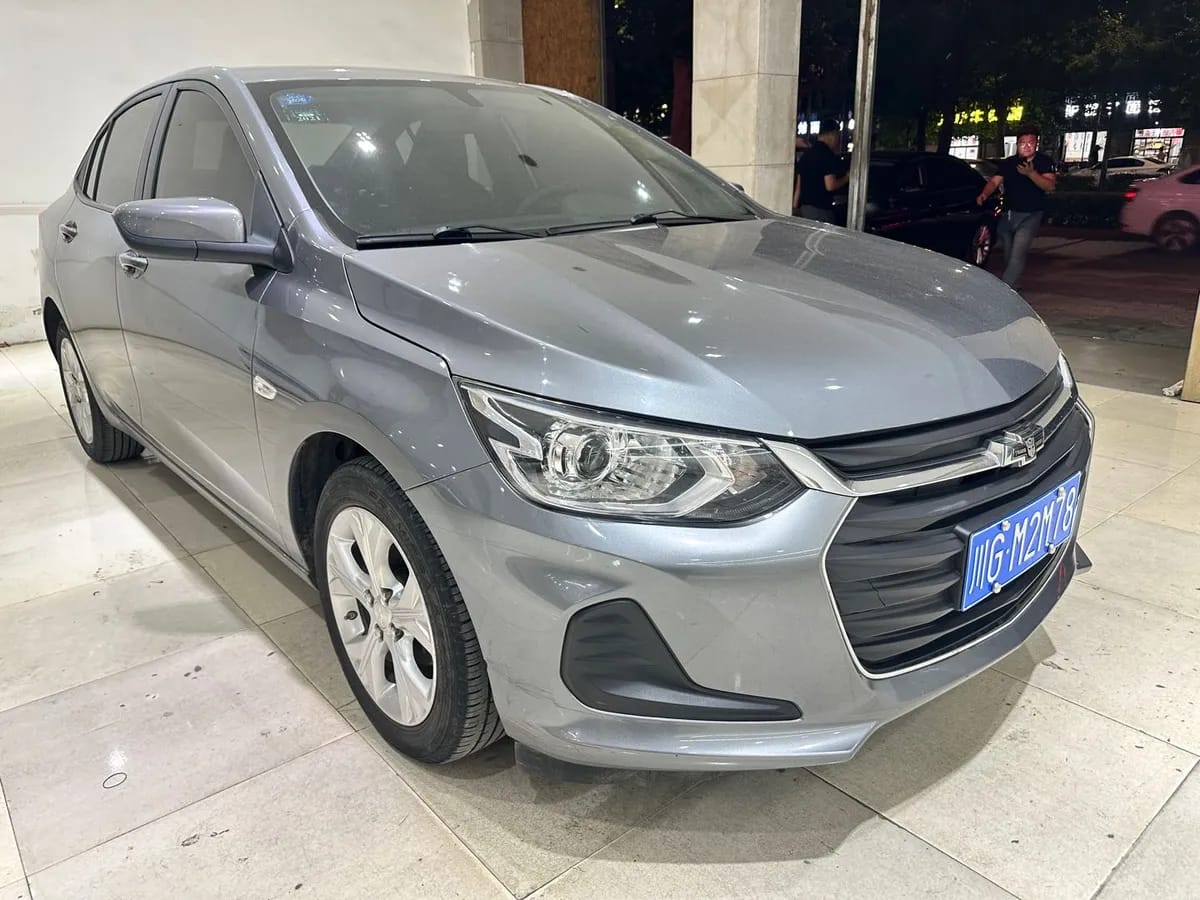 Chevrolet 2020 325T 3