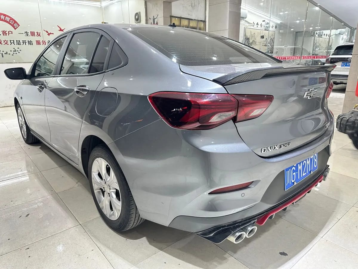Chevrolet 2020 325T 7
