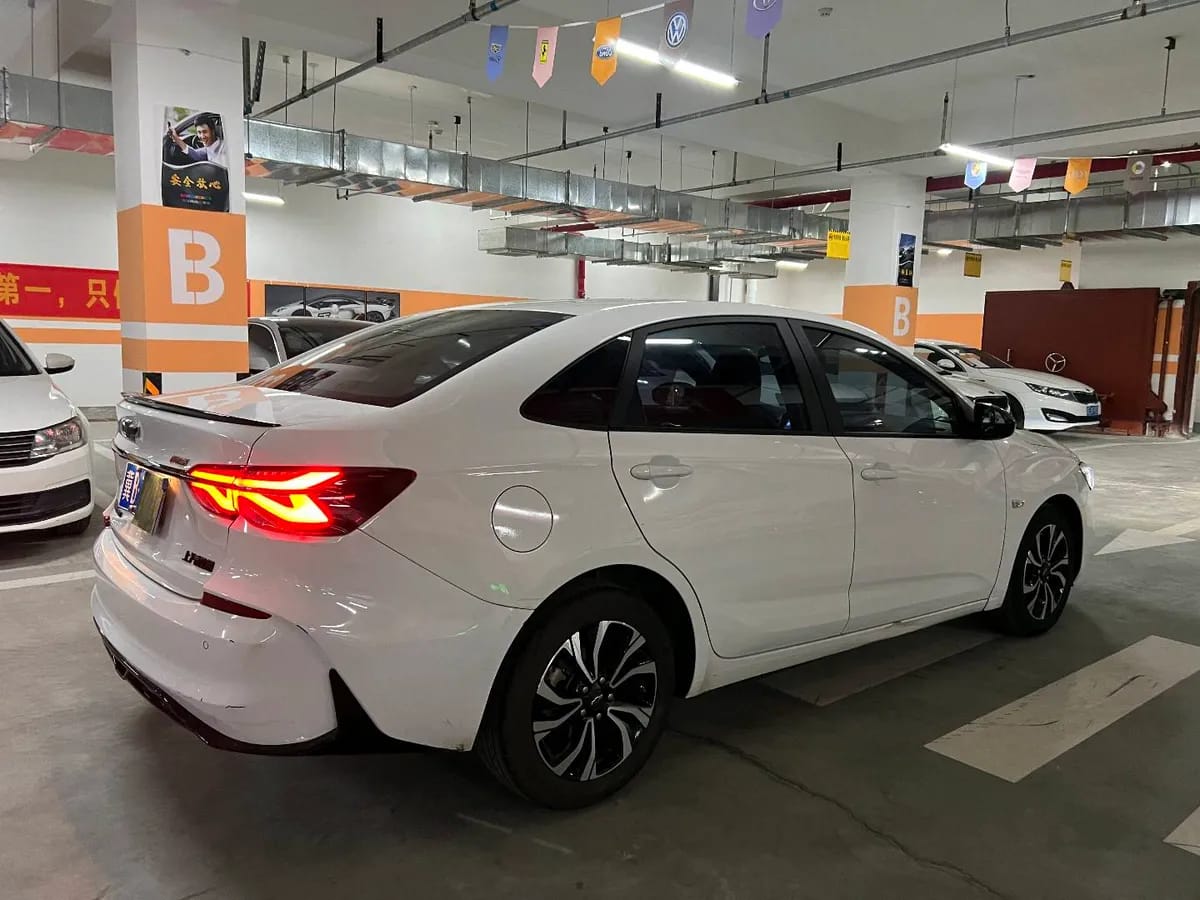 Chevrolet 2020 Redline 320T 8