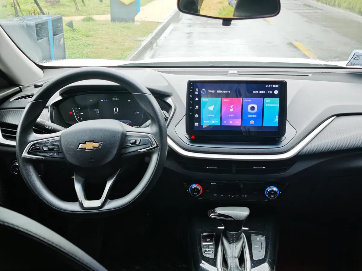 Chevrolet 2022 9