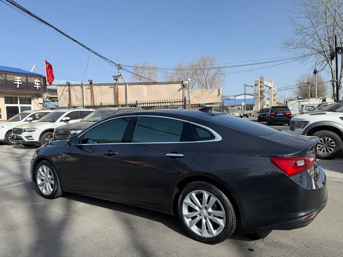 Chevrolet XL 2016 1.5T 8