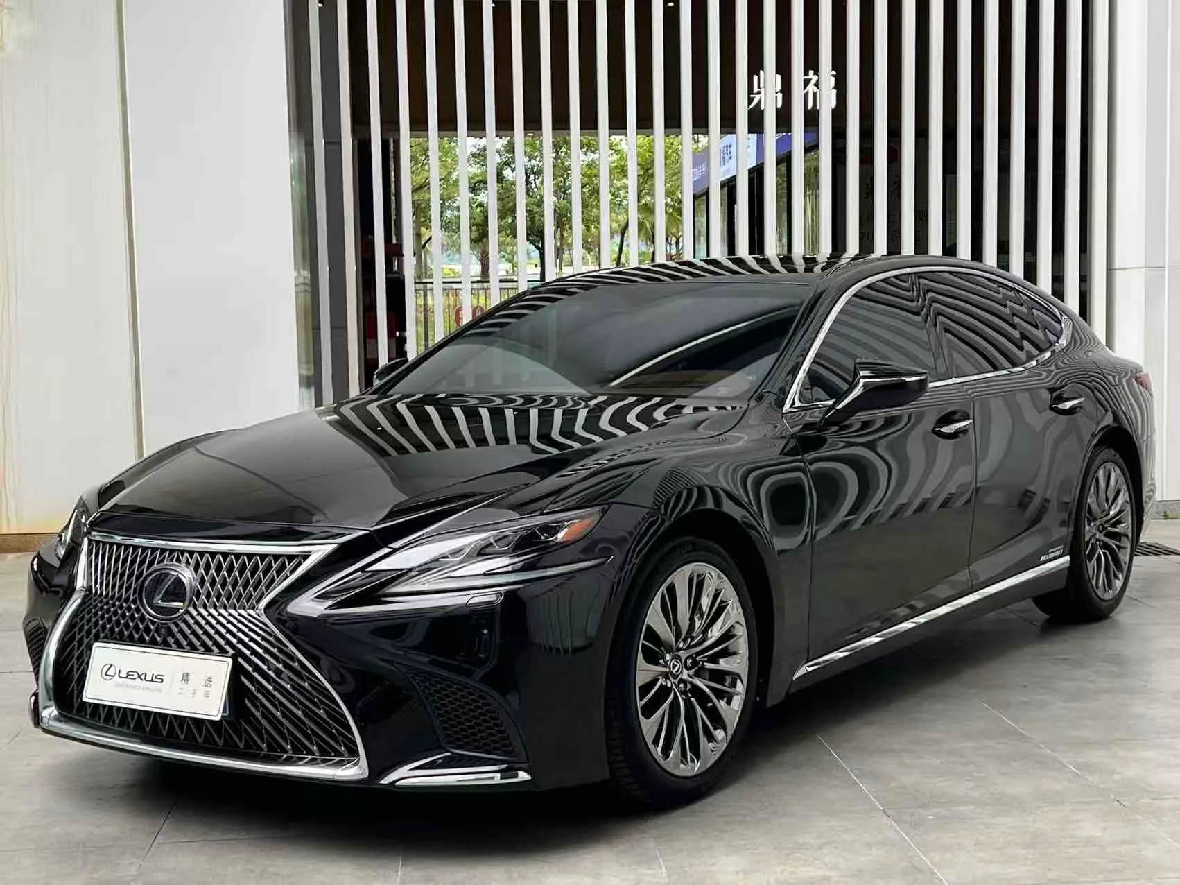 Lexus LS 2018