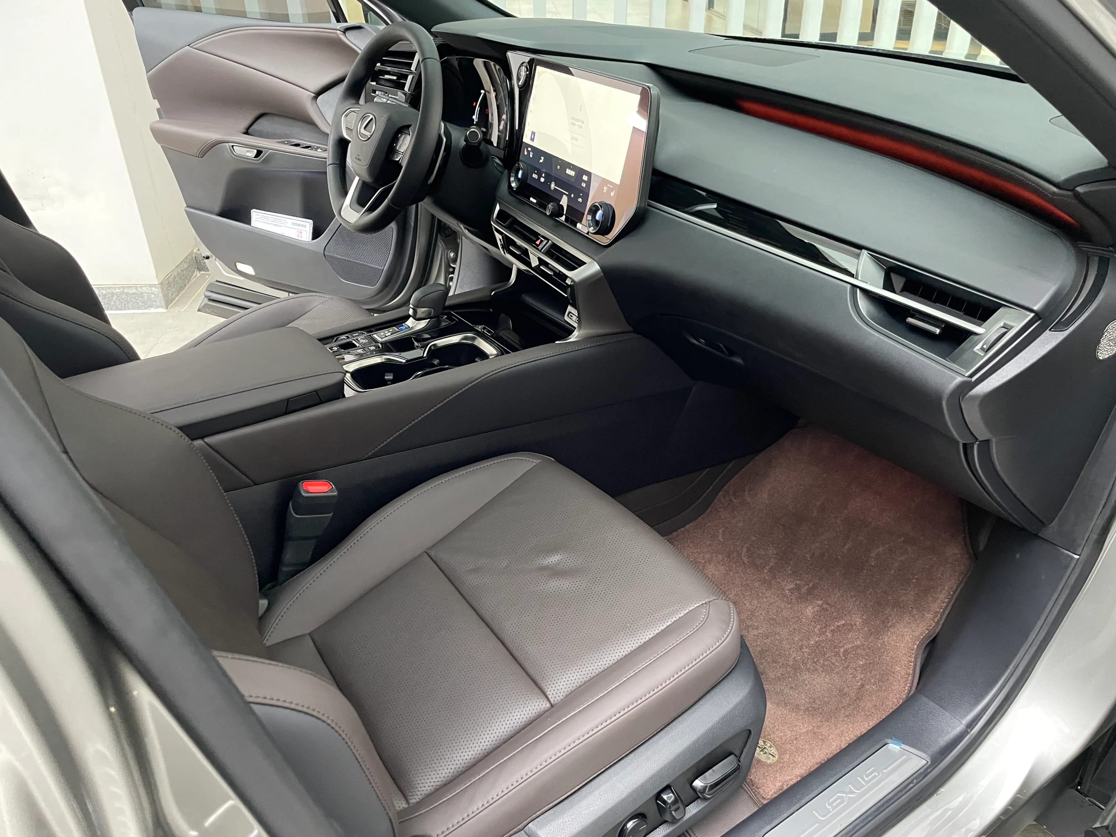 Lexus RX 2023 5