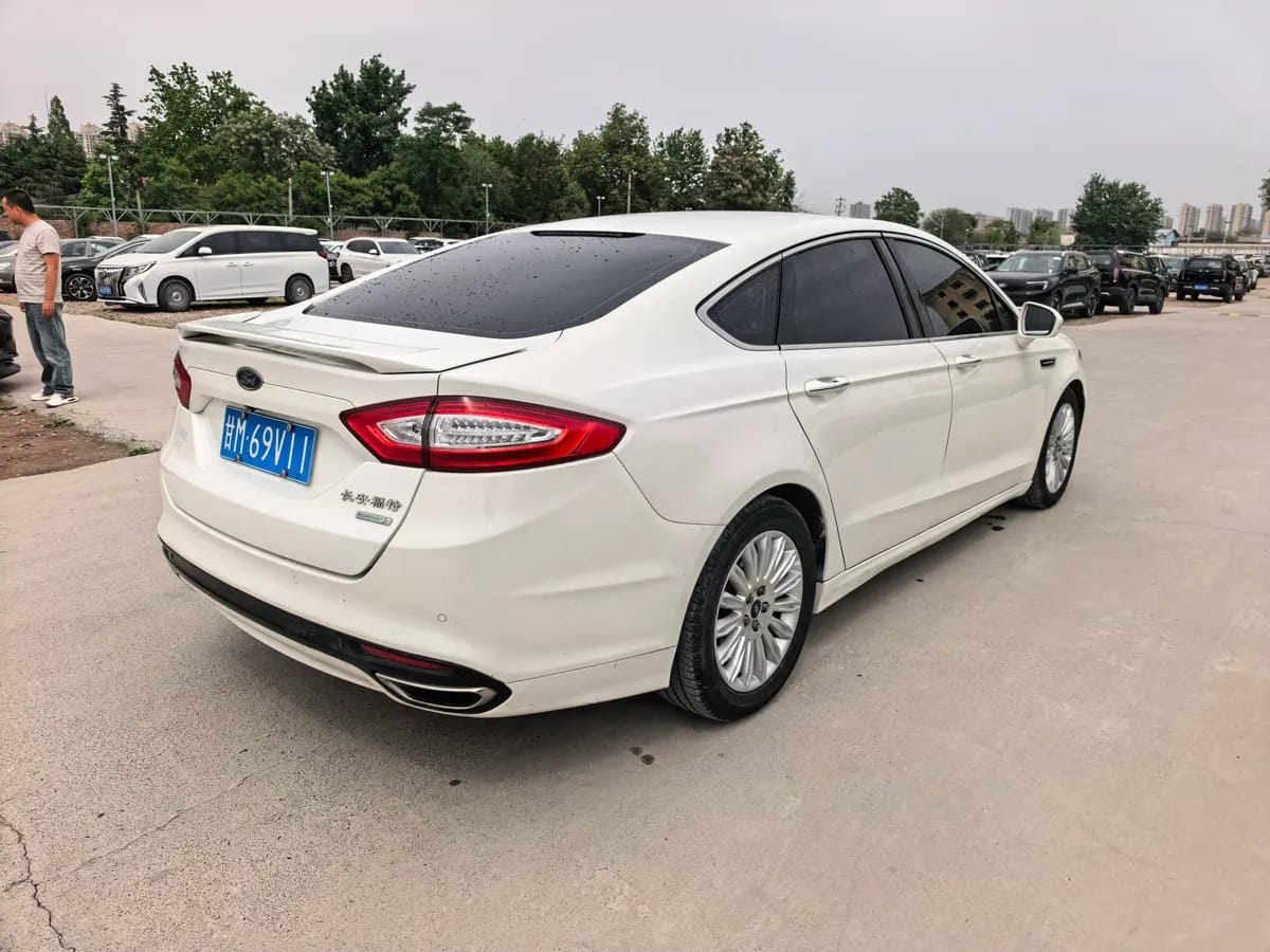 Ford 2013 2.0L GTDi200 9
