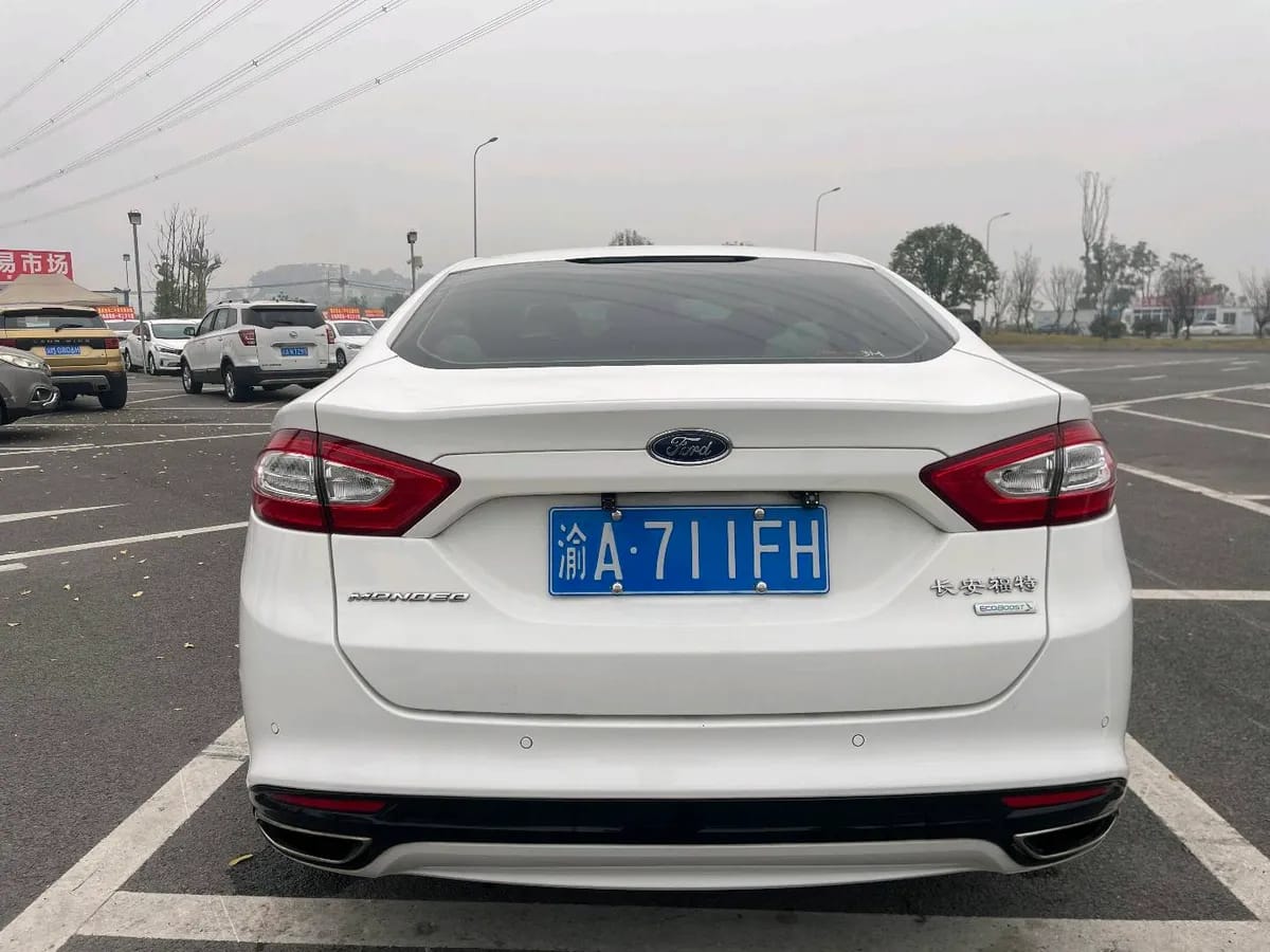 Ford 2013 2.0L GTDi240 9