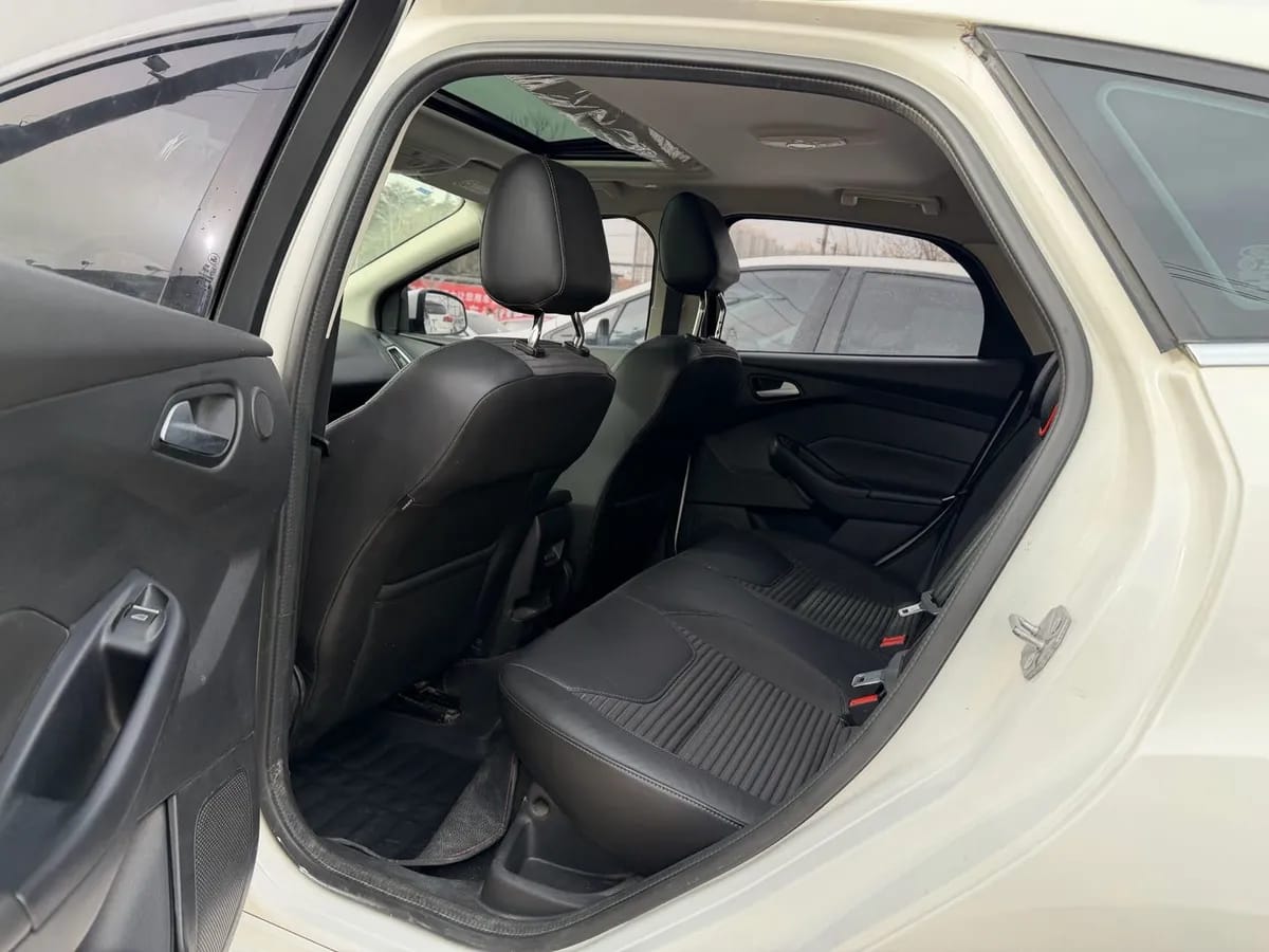 Ford 2015 EcoBoost 180 7