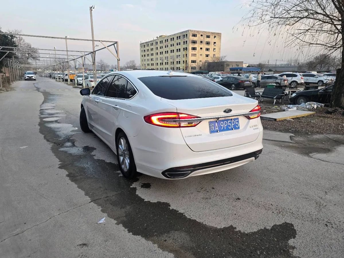Ford 2017 EcoBoost 180 6