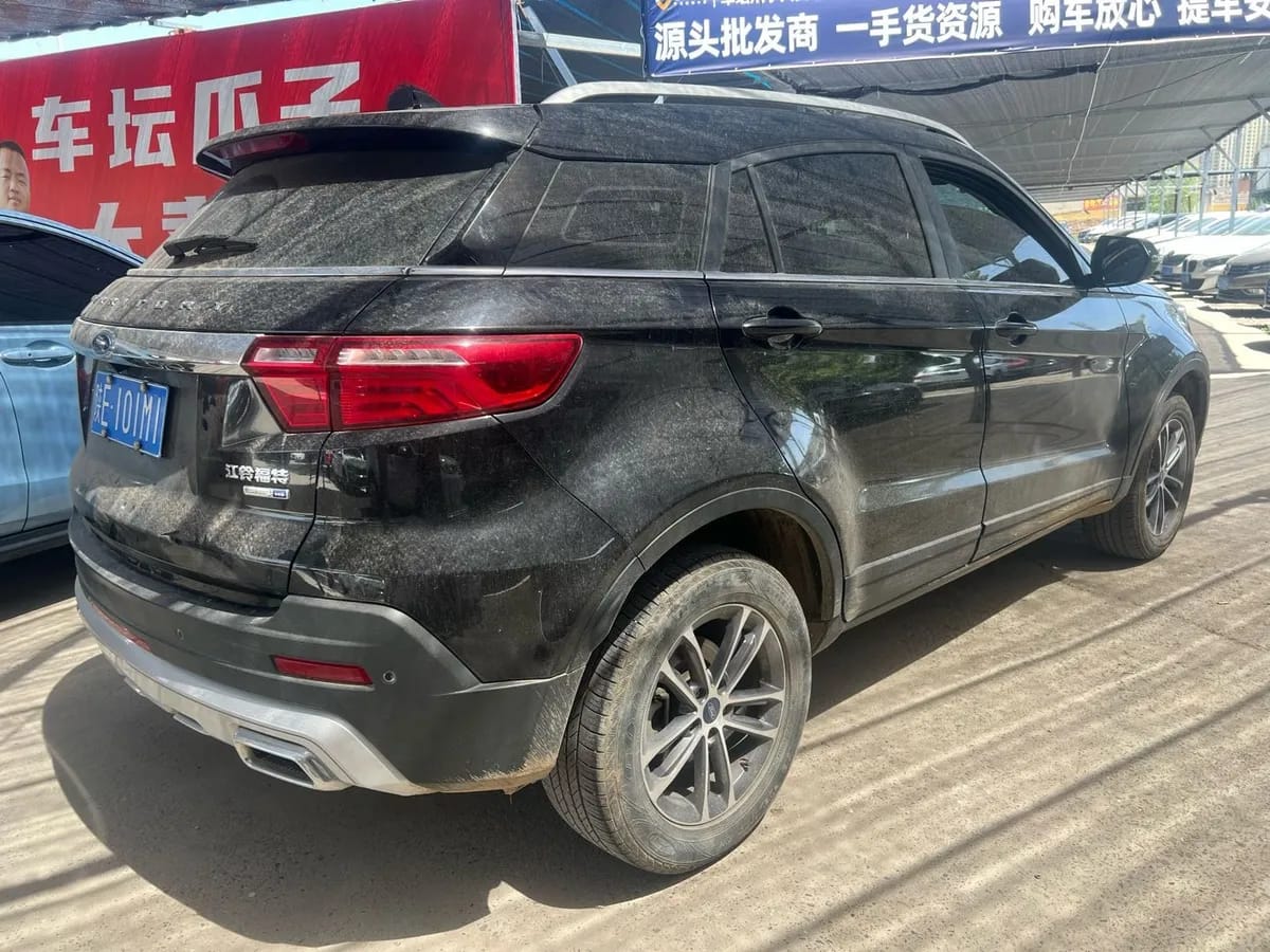 Ford 2019 EcoBoost 145 CVT V 4