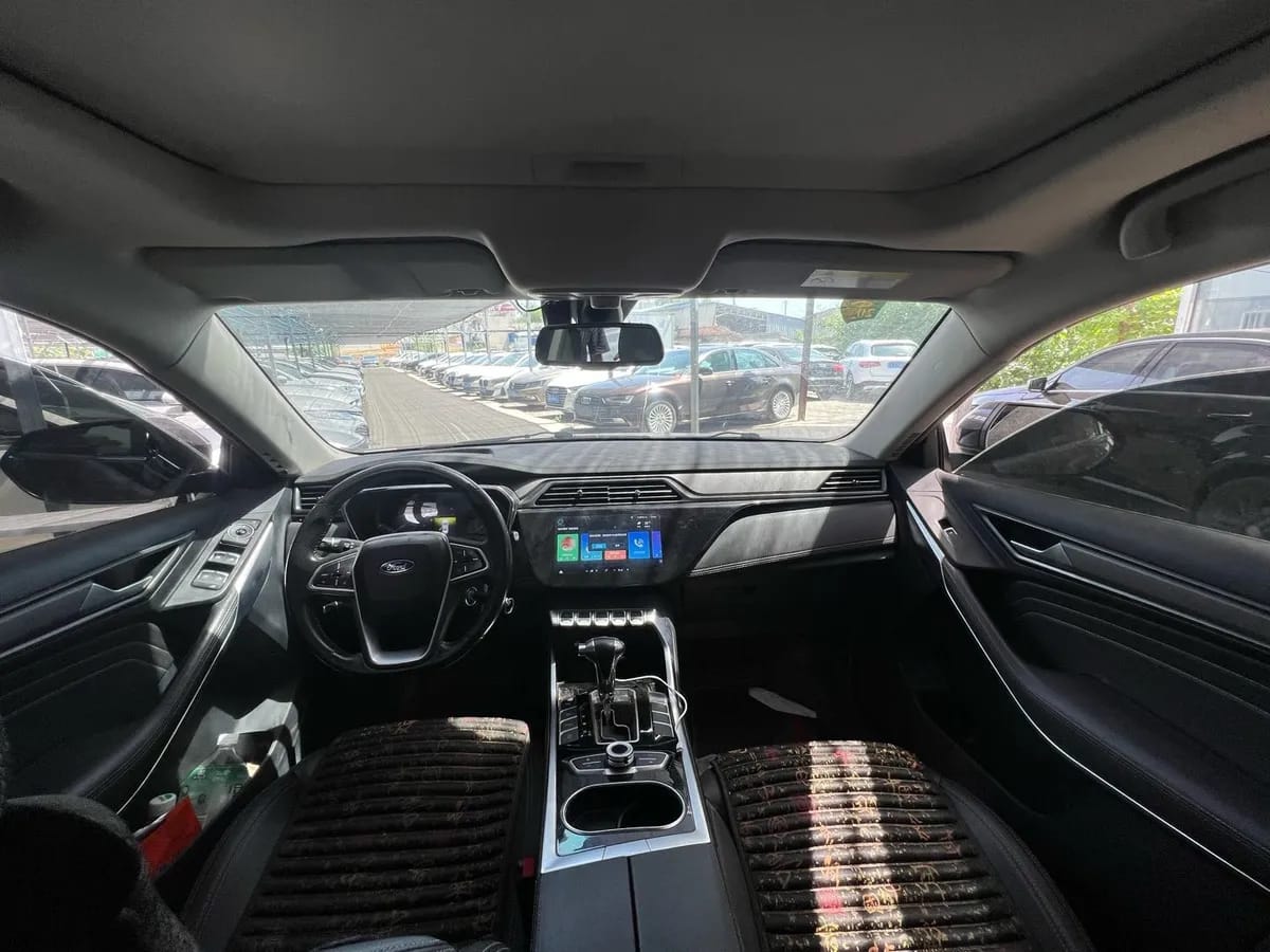 Ford 2019 EcoBoost 145 CVT V 9