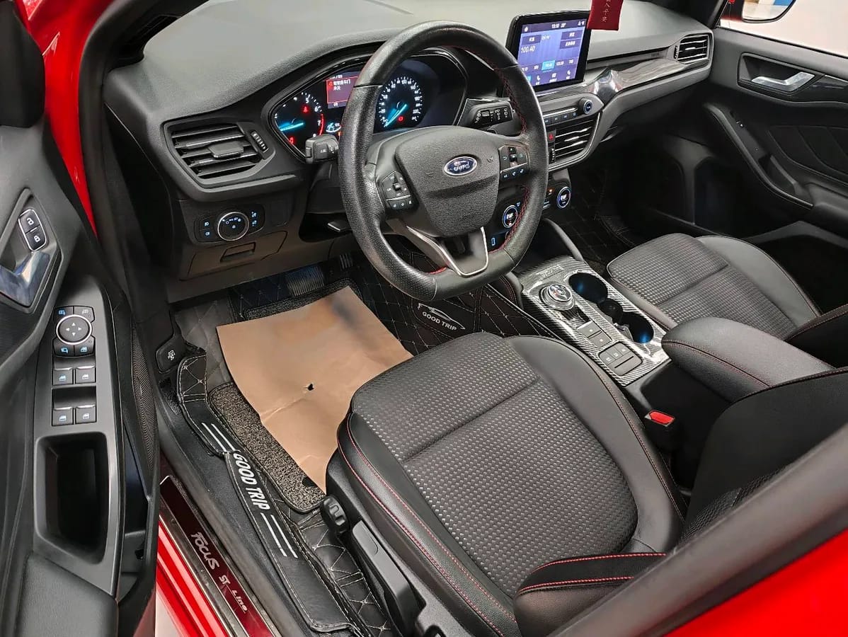 Ford 2020 EcoBoost 180 ST Line 4