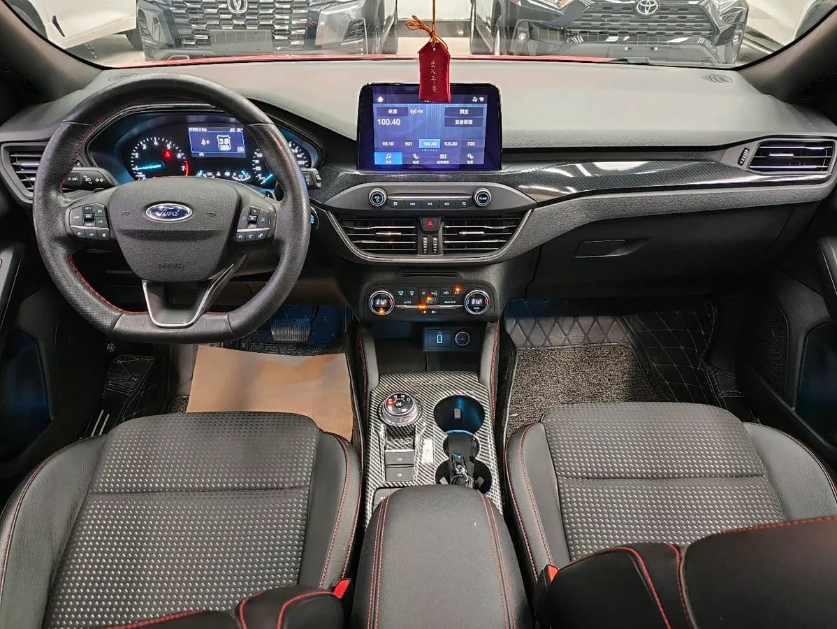 Ford 2020 EcoBoost 180 ST Line 5