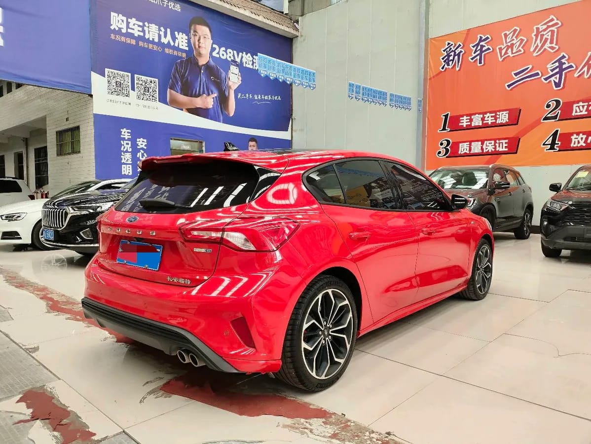 Ford 2020 EcoBoost 180 ST Line 10