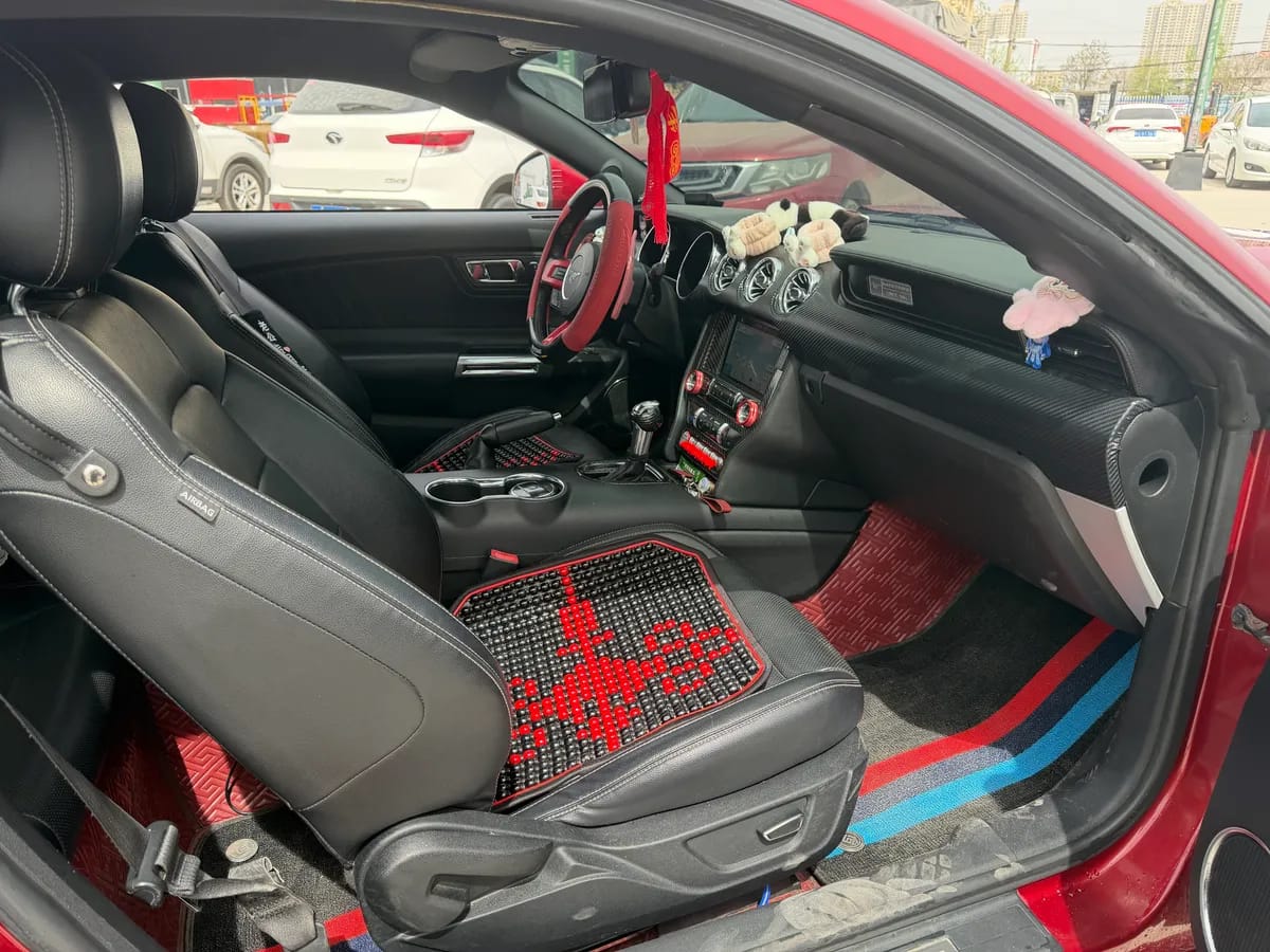 Ford Mustang ( ) 2017 2.3T 5