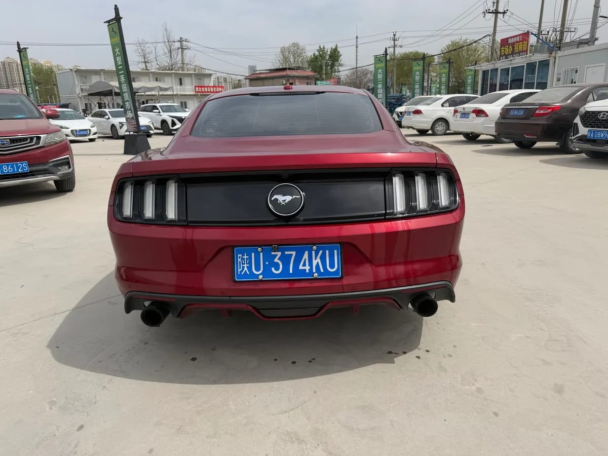 Ford Mustang ( ) 2017 2.3T 7