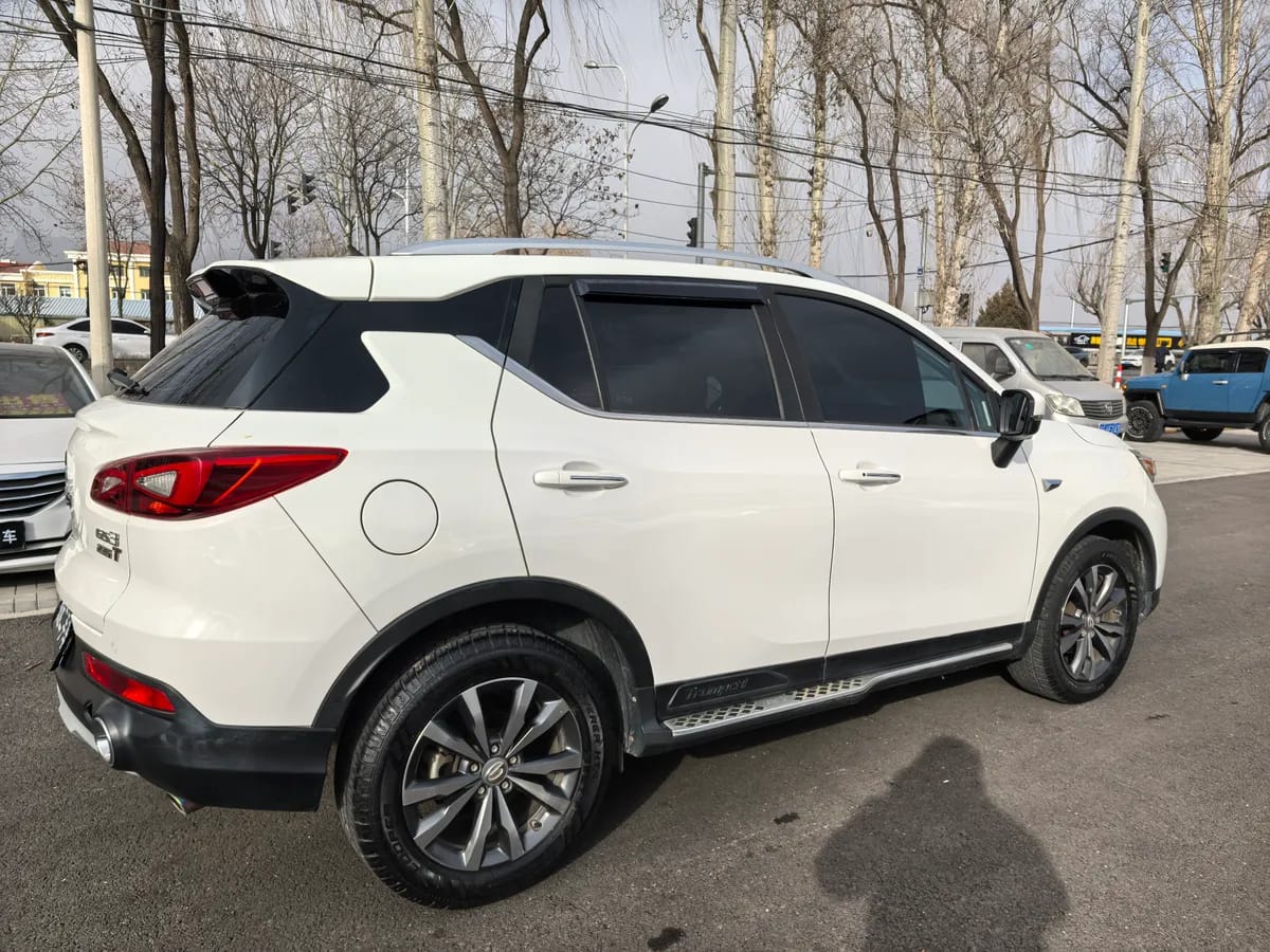 GAC Trumpchi GS3 2019 235T 4