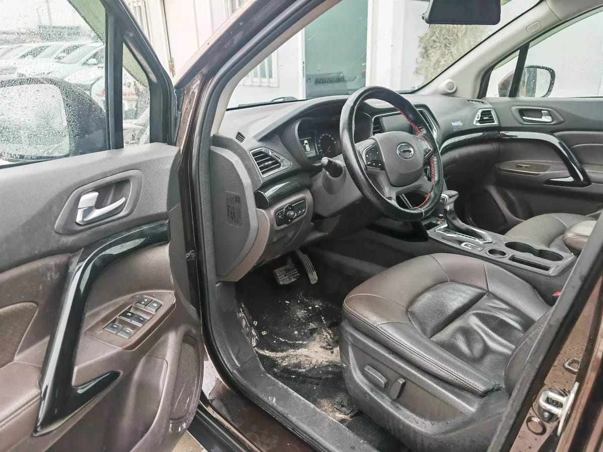 GAC Trumpchi GS4 2017 235T 3