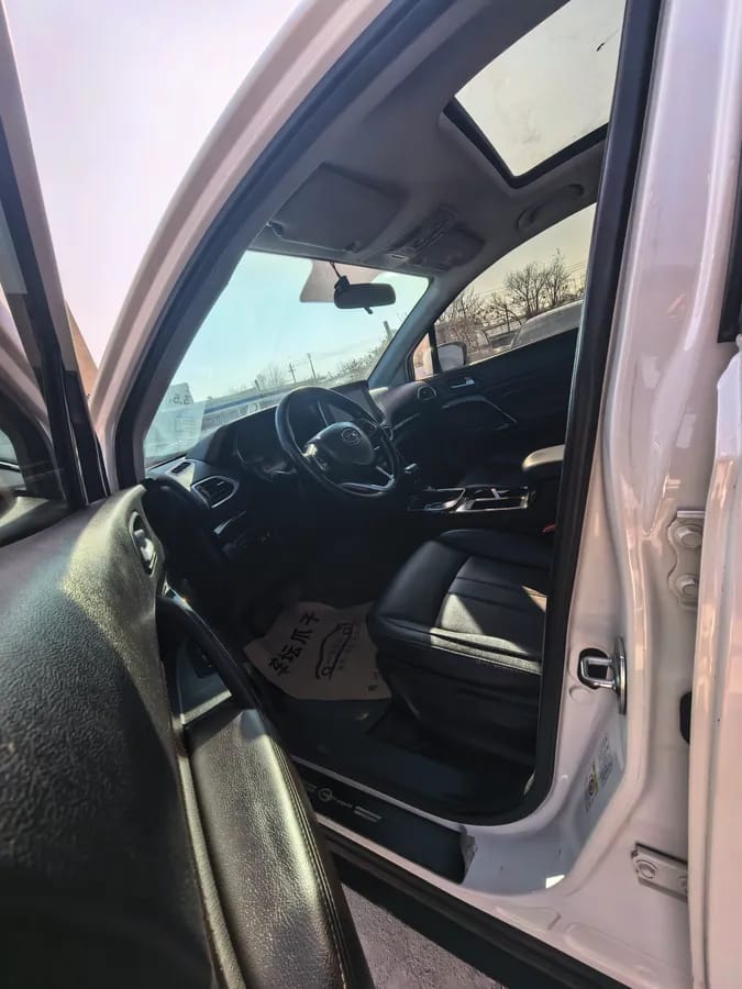 GAC Trumpchi GS4 2018 235T 4