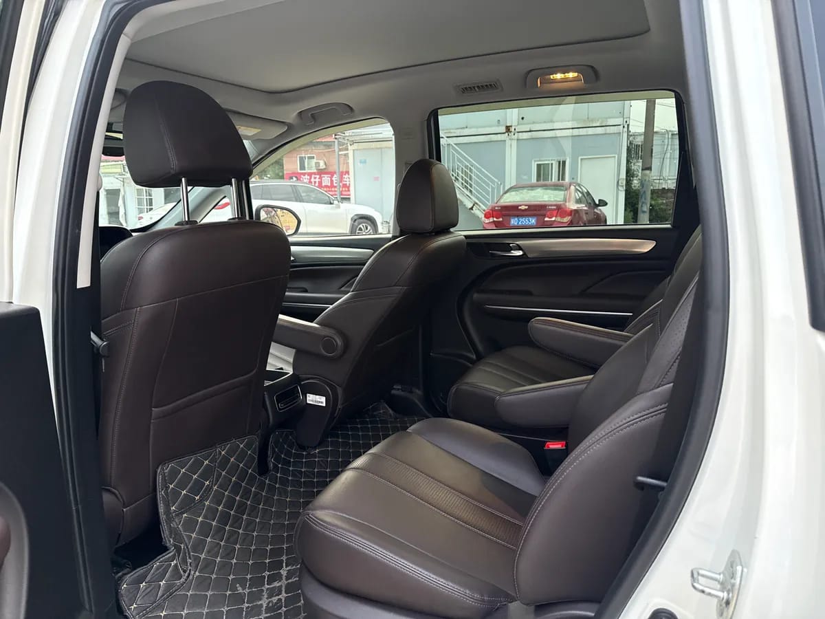 GAC Trumpchi M6 2019 270T （ ） V 5