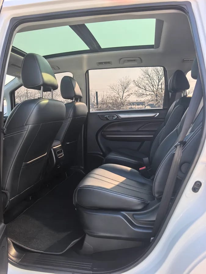 GAC Trumpchi M6 2021 270T DCT （ ） 5