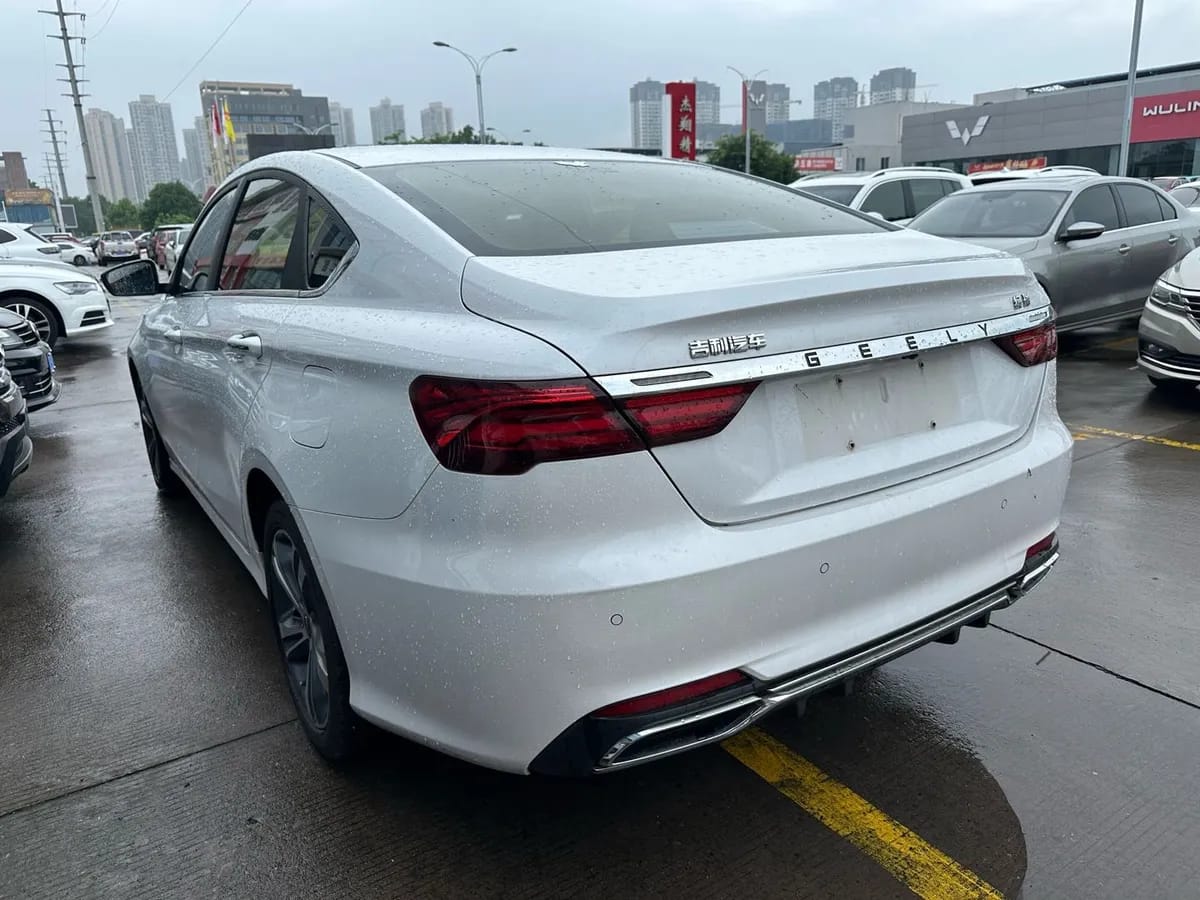 Geely 2018 14T CVT 3