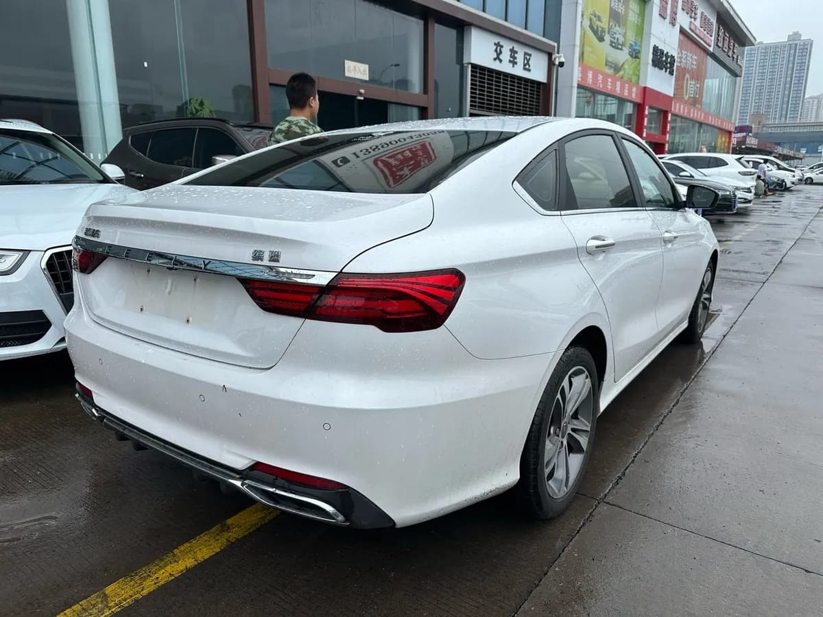 Geely 2018 14T CVT 4