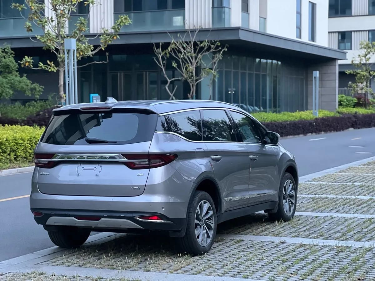 Geely 2019 1.5TD MHEV DCT 4