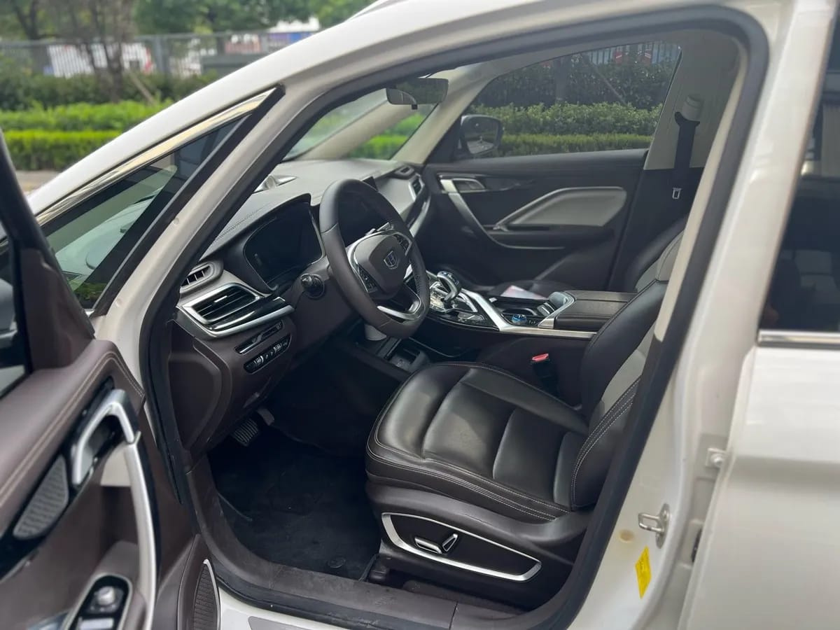 Geely 2019 1.5TD PHEV 7