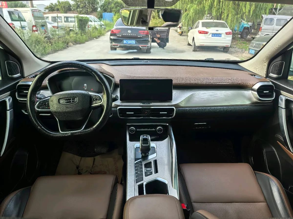 Geely 2019 260T DCT V 9