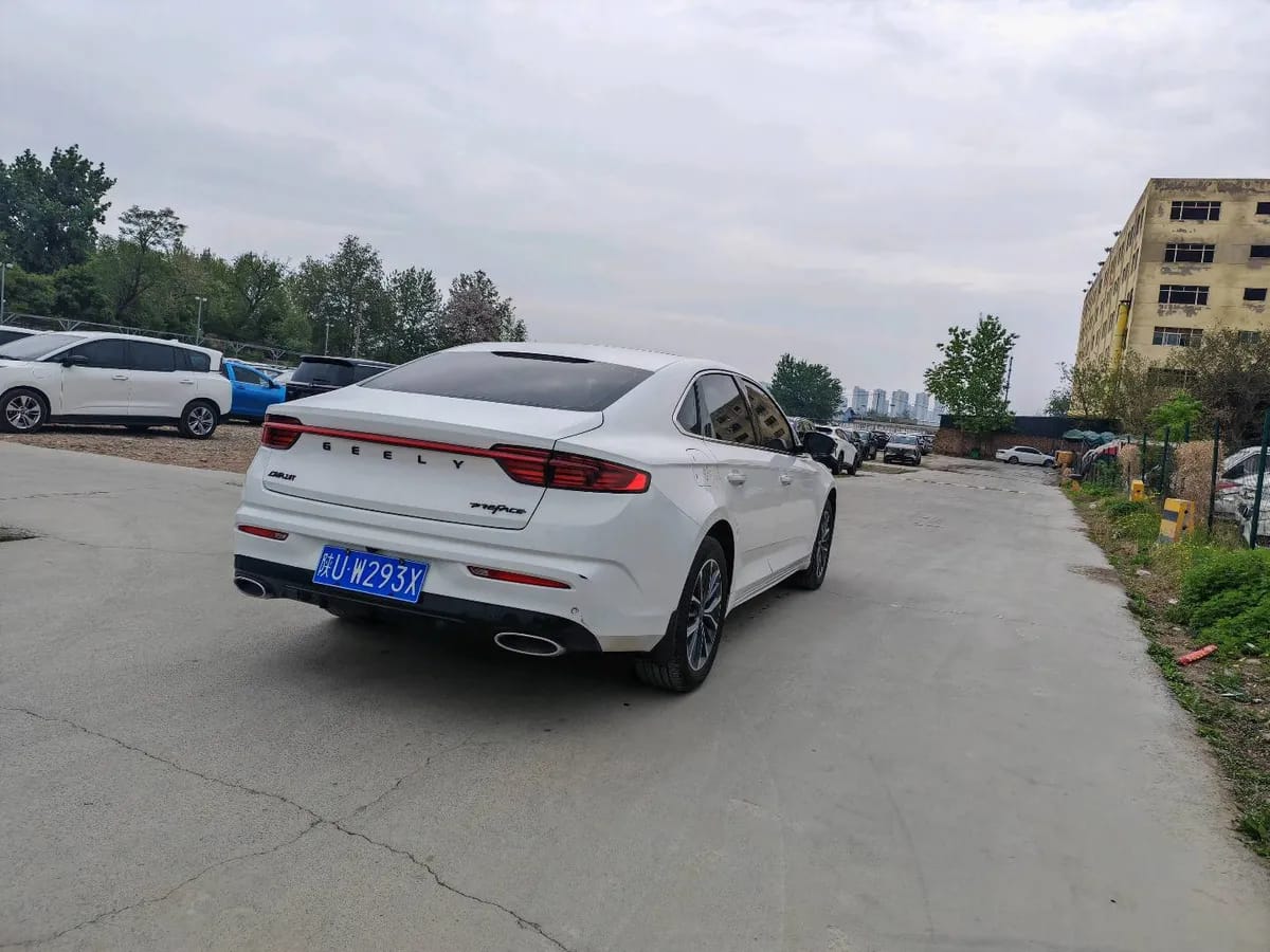 Geely 2021 2.0TD 4