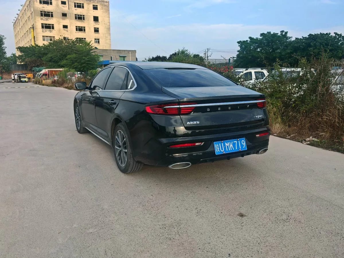 Geely 2021 2.0TD 8