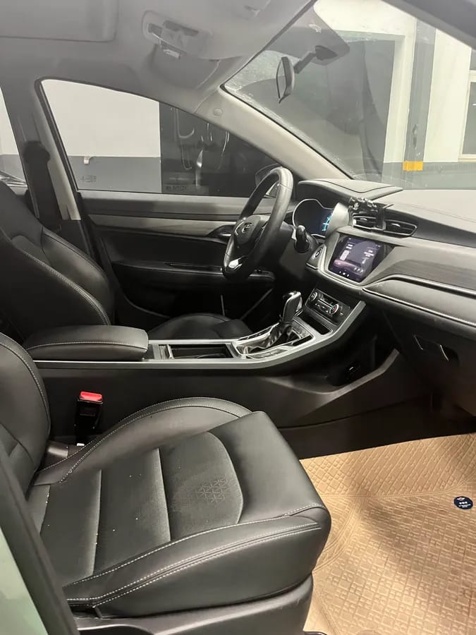 Geely 2021 UP 1.5L CVT 4