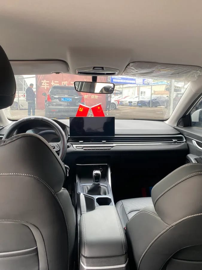 Geely 2022 4 1.5L 8