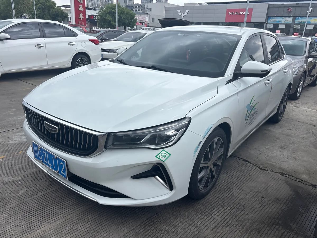 Geely 2022 4 1.5L CVT 2