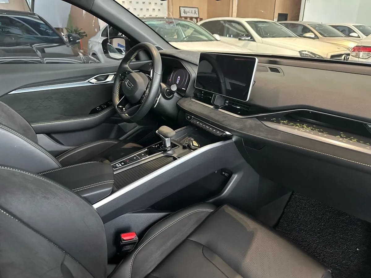Geely 2023 2.0TD 5
