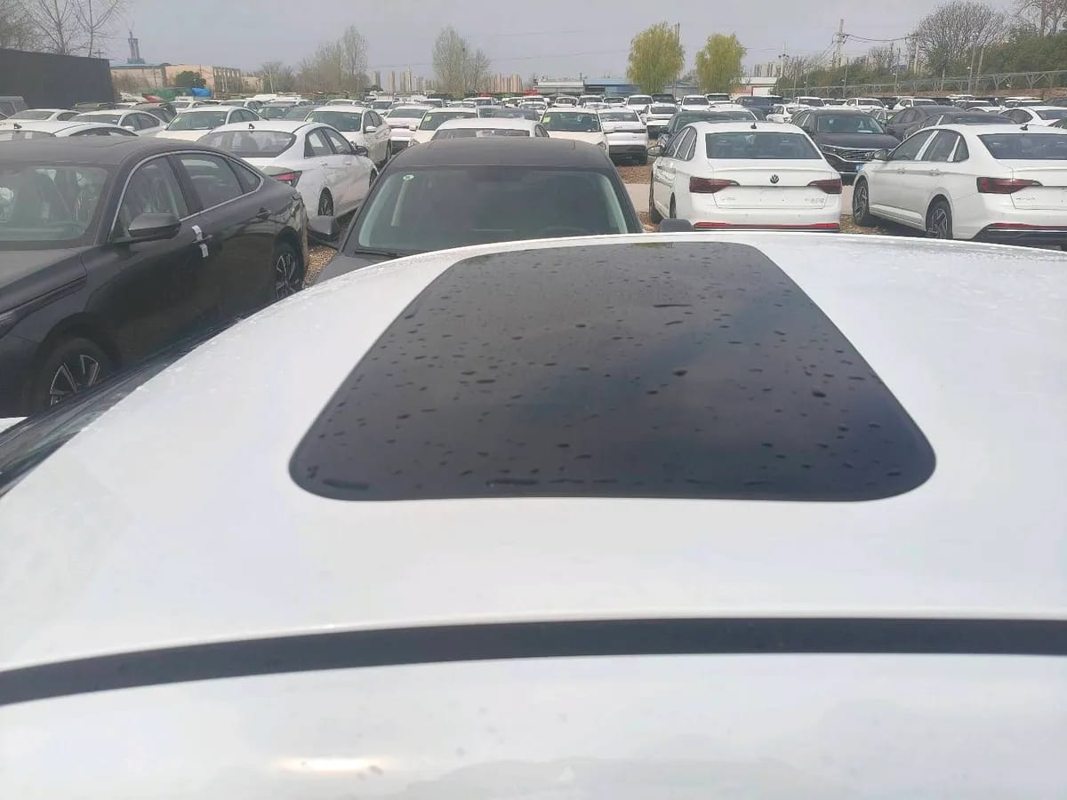 Geely 2026 5 1.5L CVT 5