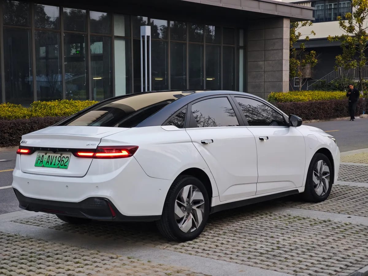Geely A 2022 Pro 600KM Halo 5