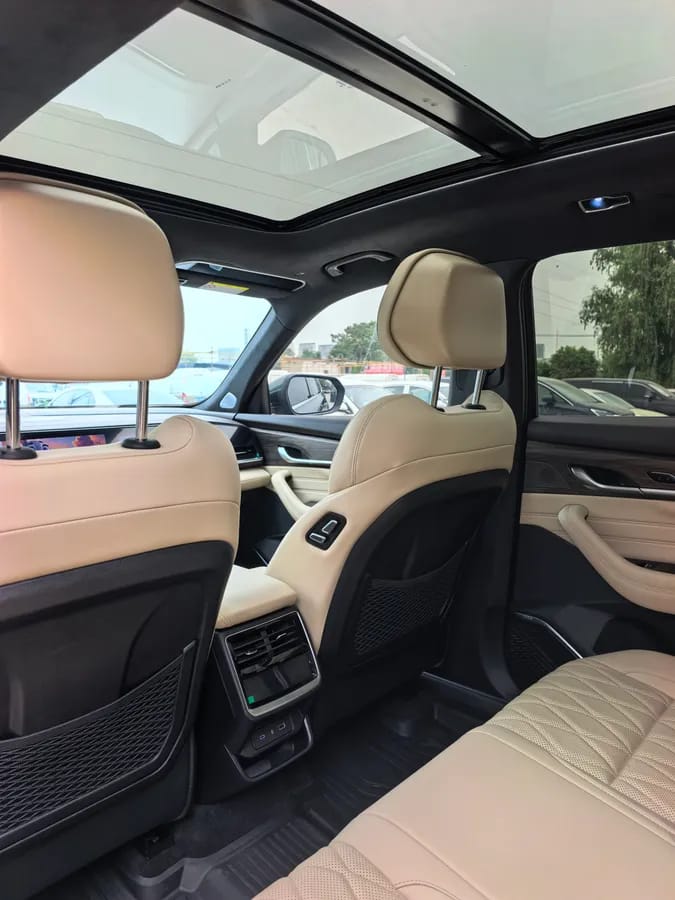 Geely L 2025 2.0TD 4