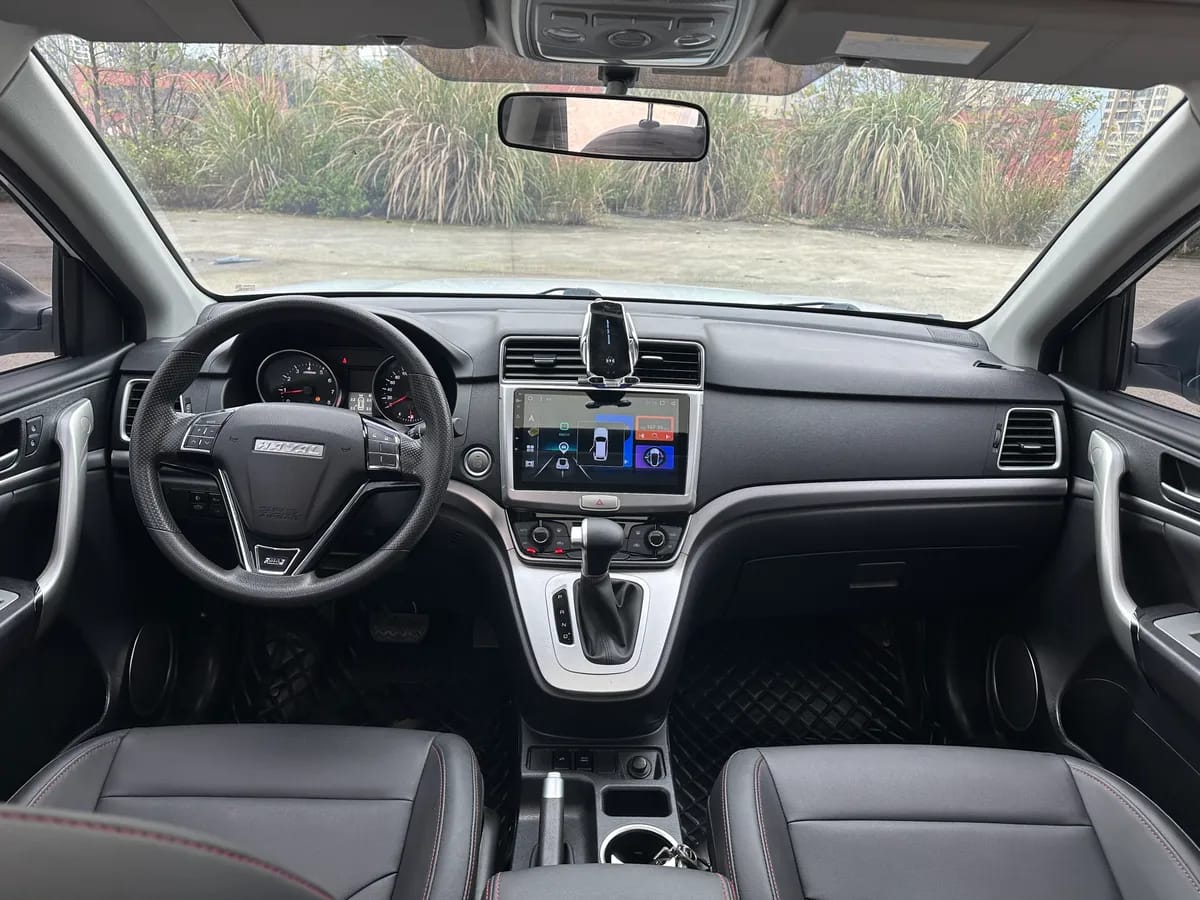 Haval M6 2019 1.5T DCT VI 8