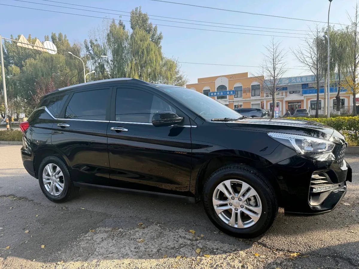 Haval M6 2019 1.5T VI 3
