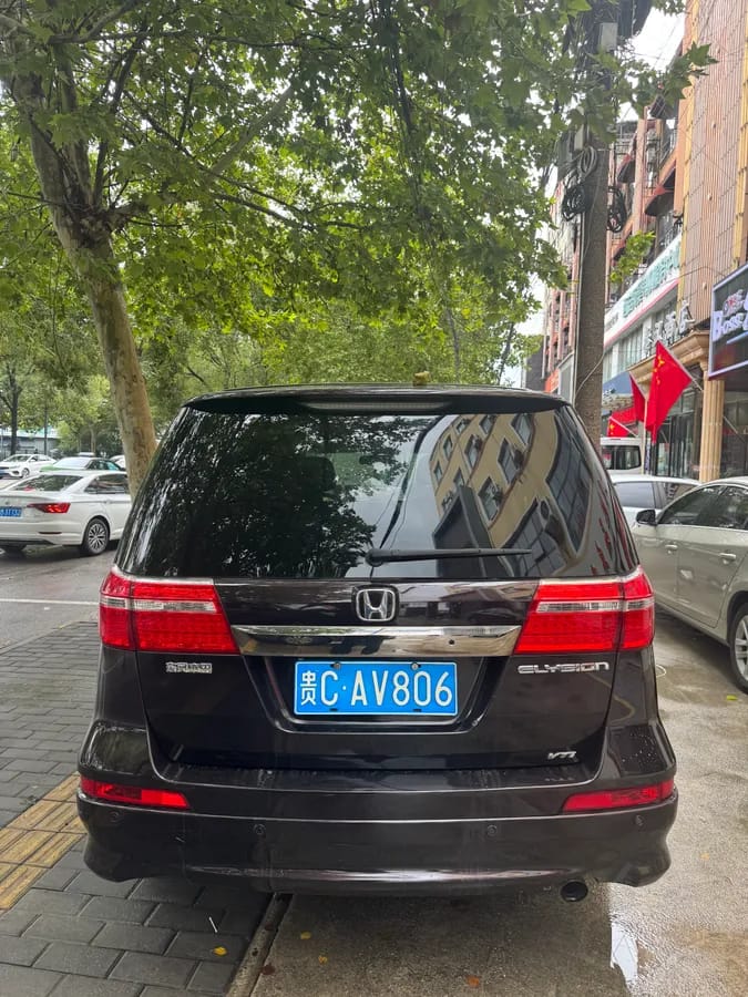 Honda 2012 2.4L VTi 3