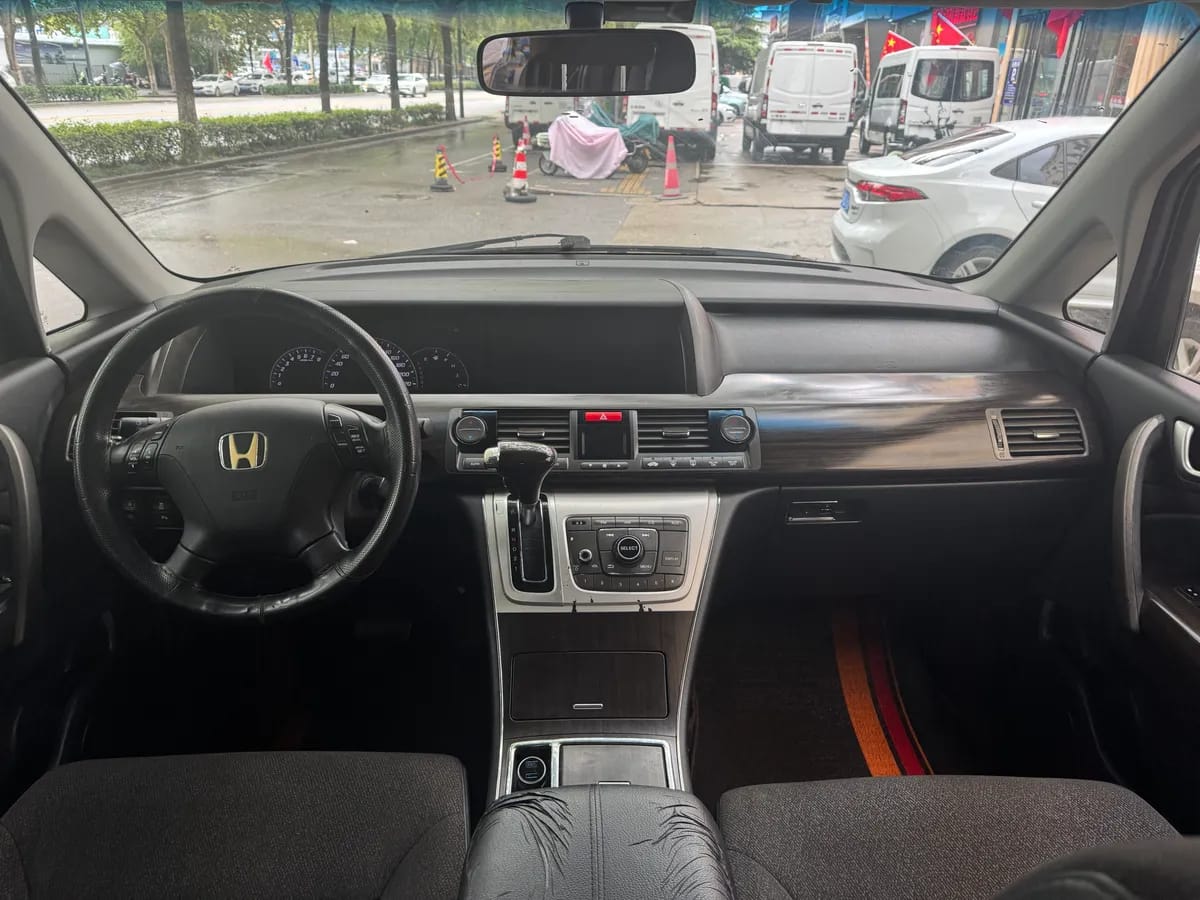 Honda 2012 2.4L VTi 9