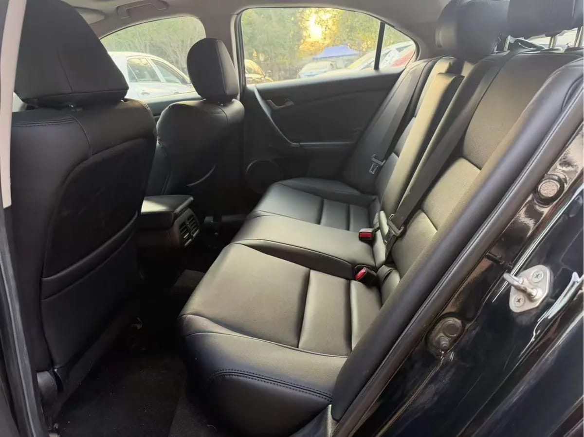 Honda 2013 2.4L TYPE-S 5