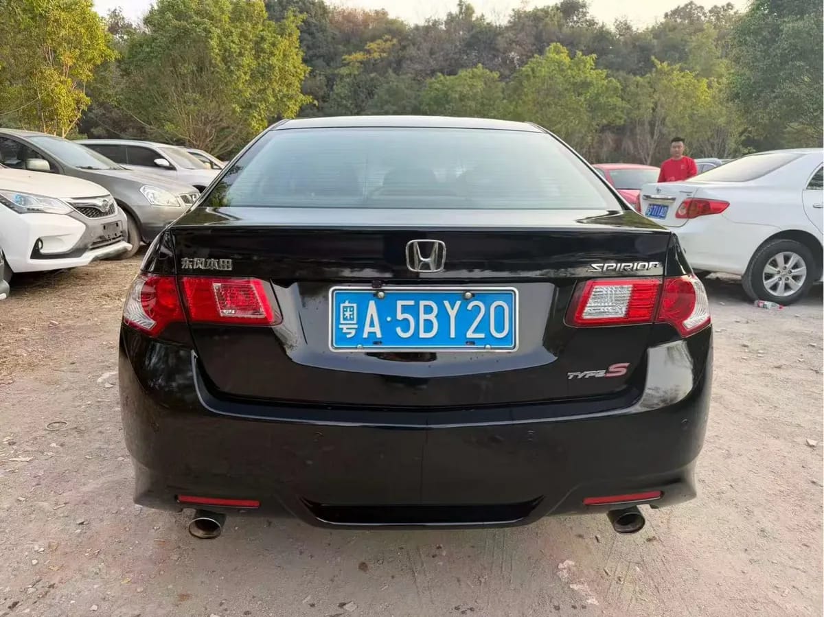 Honda 2013 2.4L TYPE-S 9