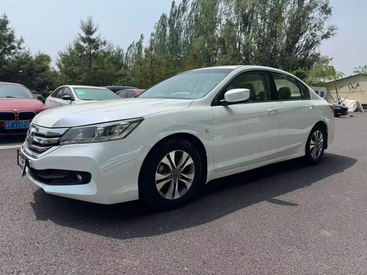 Honda 2015 2.0L EX 6