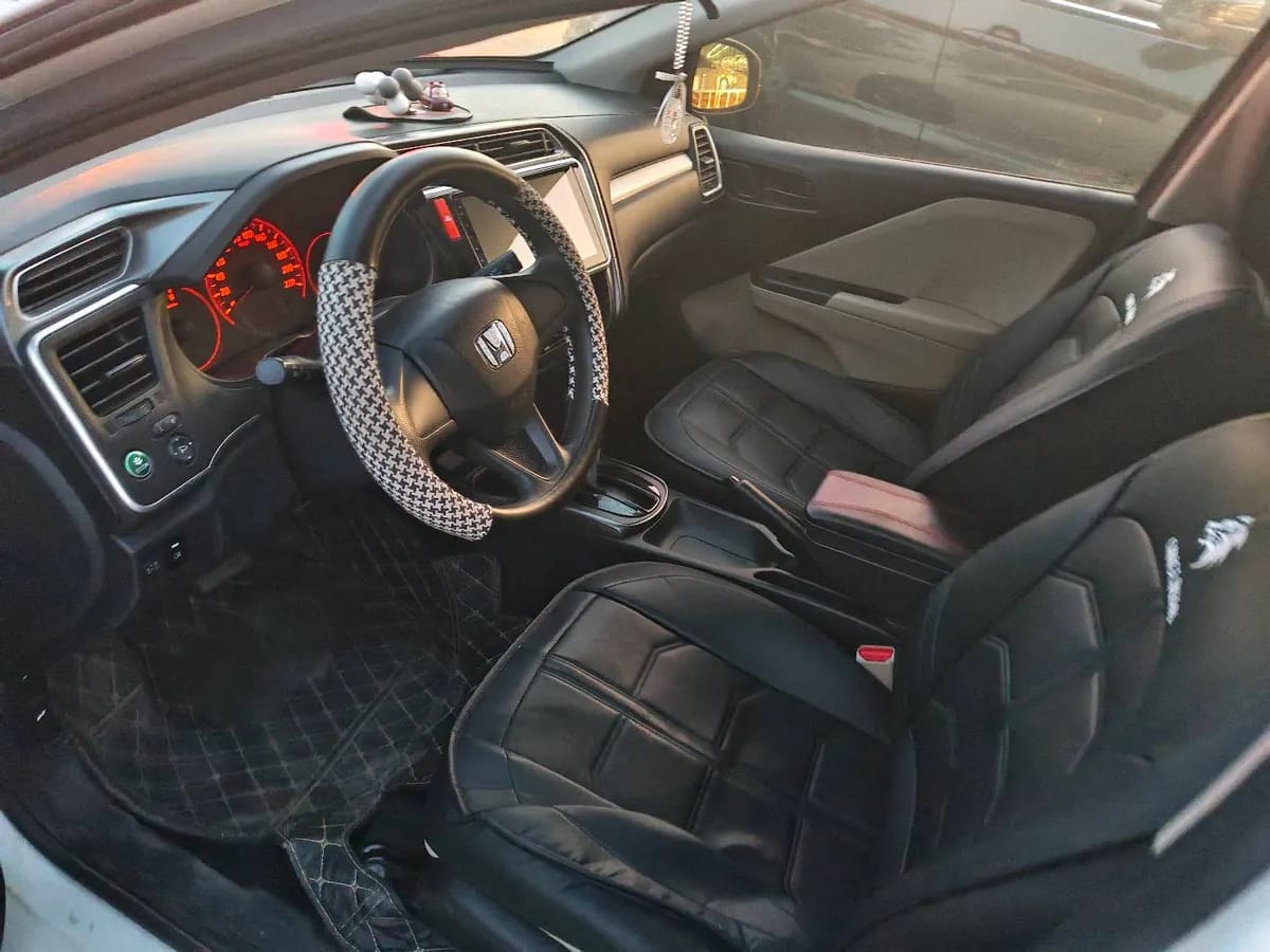 Honda 2016 1.5L CVT V 7