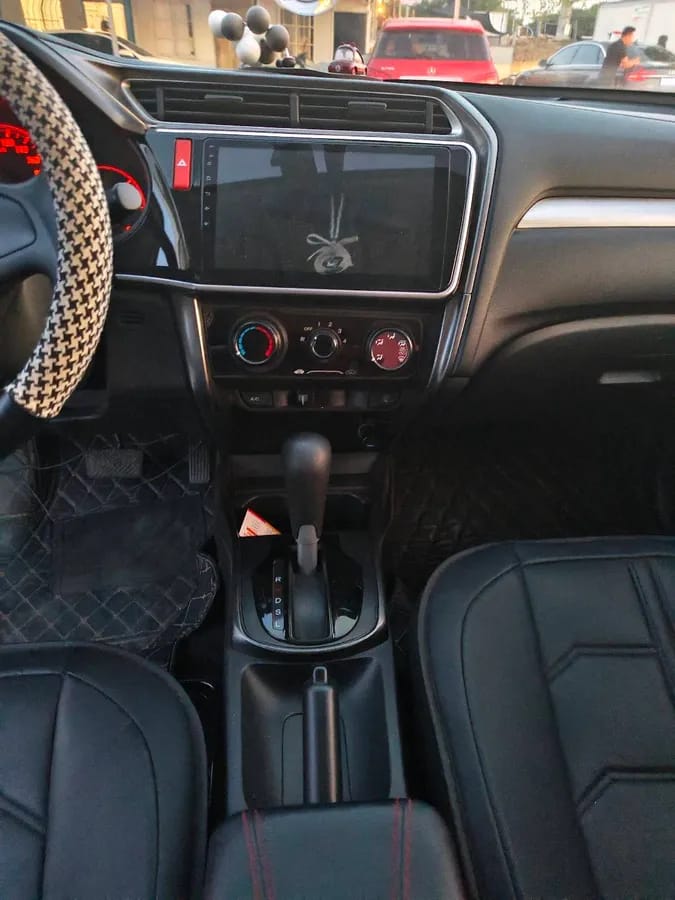 Honda 2016 1.5L CVT V 10
