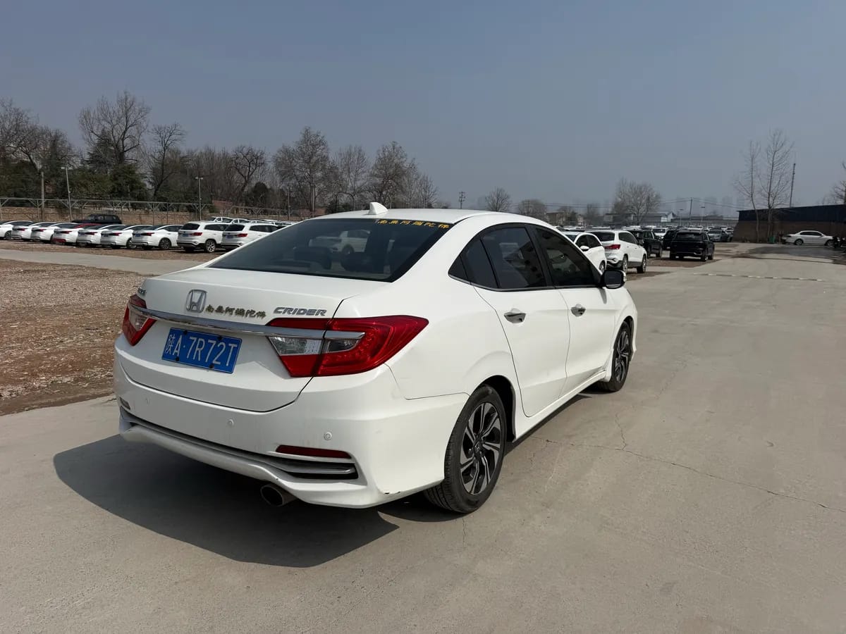Honda 2017 1.8L CVT 5